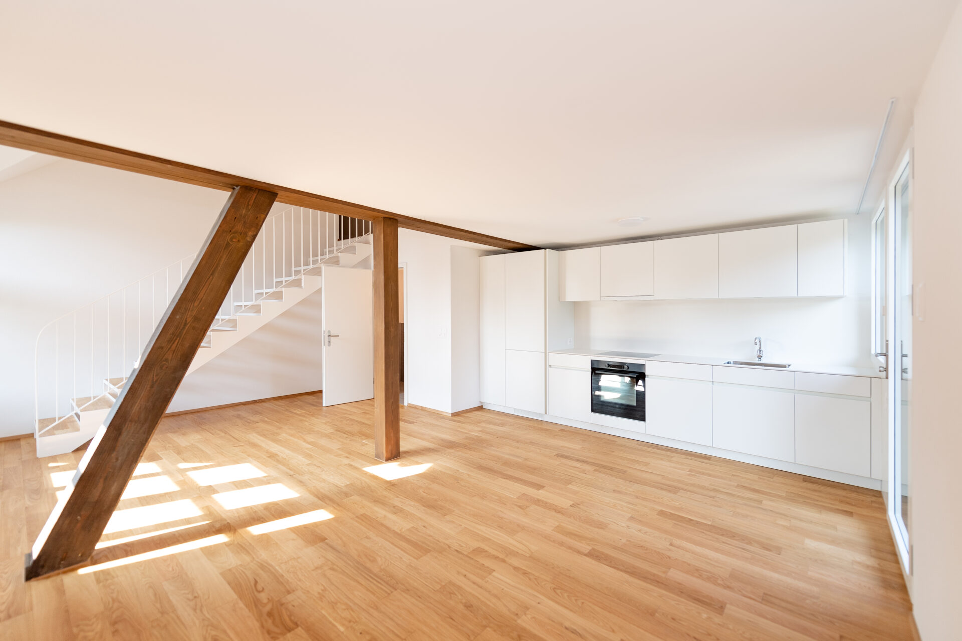 Bernstrasse_1_2.5ZiWhg_Maisonette_2OG_0009